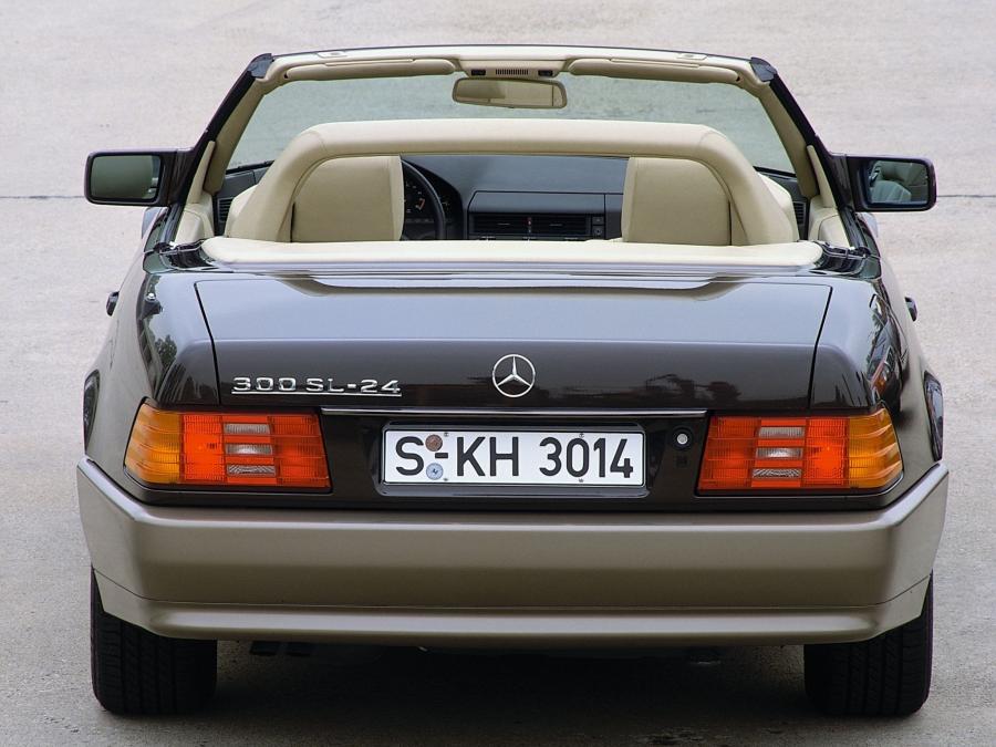  Mercedes-Benz 300 SL-24 (Bm.129.061) 1988 года  (фото 2 из 5)